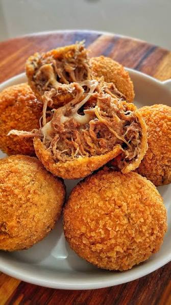 Bolinha de Costela